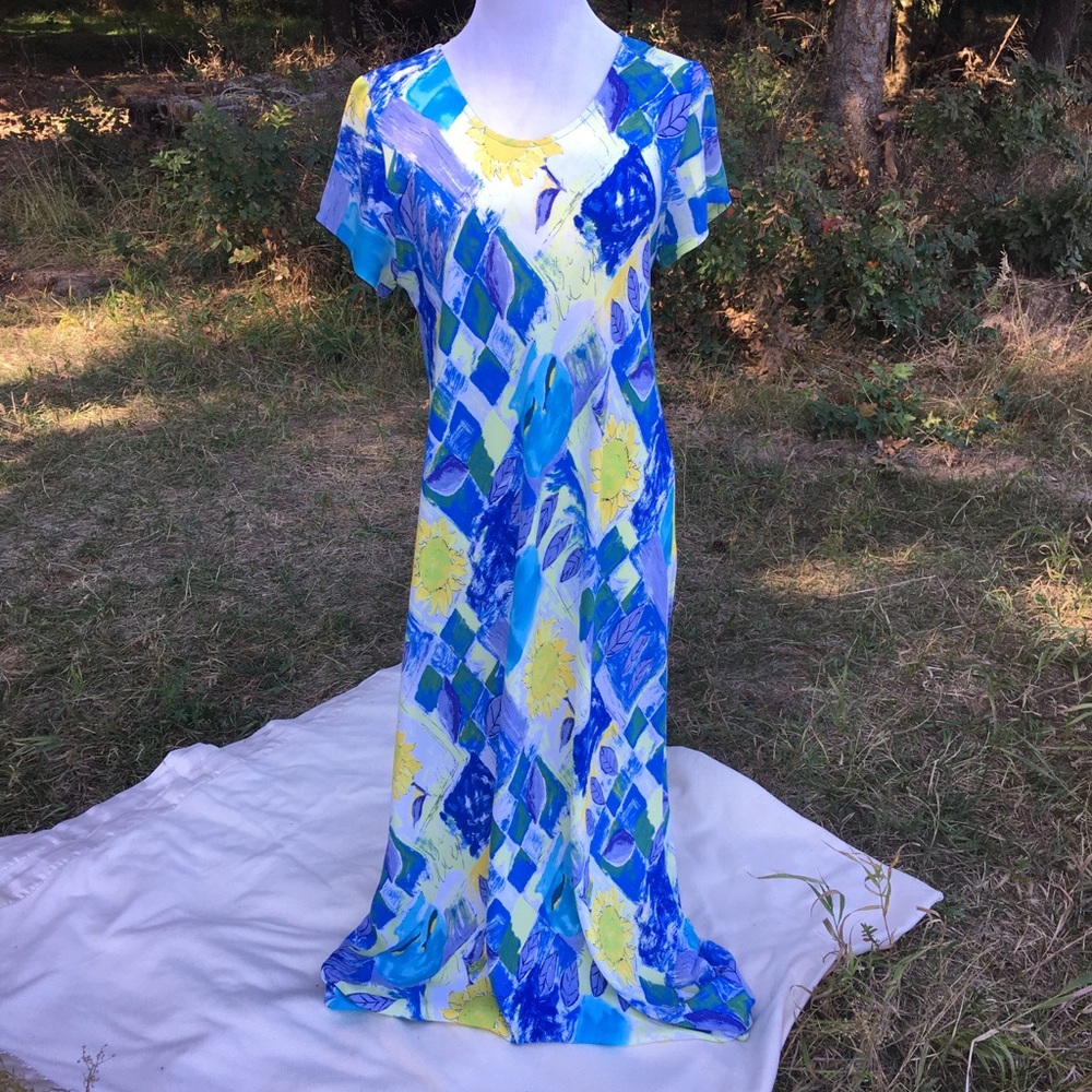Brightly colored, very long dress. Yellow& Turq. M